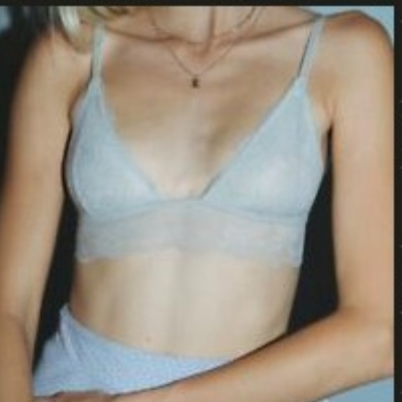 Brandy Melville blue NEW lace triangle bralette - Picture 2 of 4